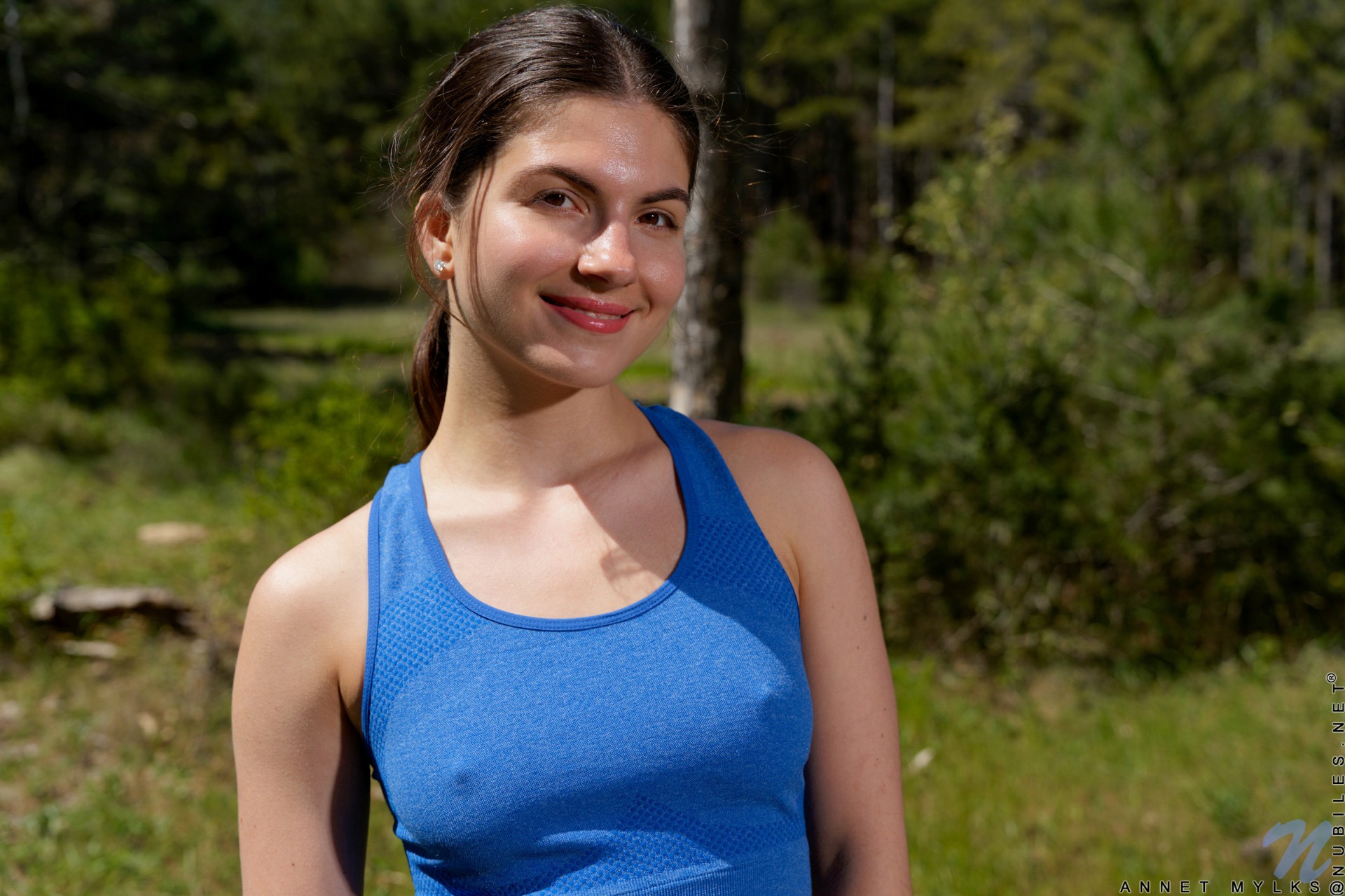 Annet Mylks Indulges In Steamy Outdoor Yoga Showing Bold Pussy And Taut Tan Lines - Photo 01