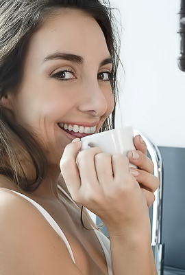 Ana BB Hottest Women Spreads Her Pussy