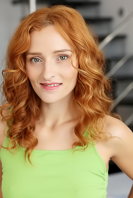 Lucianna Lucci Taking With Her Plump Twat And Her Lovely Slim Body