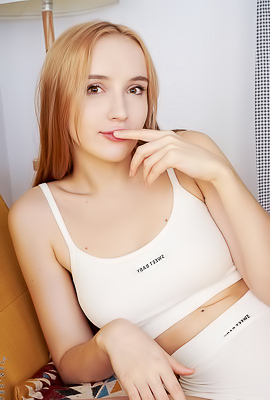 Erika Mori Demonstrate How Ready She Is For Fun