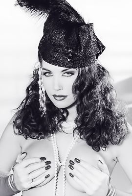 Seana Ryan Penthouse Vault Glamour Highlights Hollywood Hope In 1995