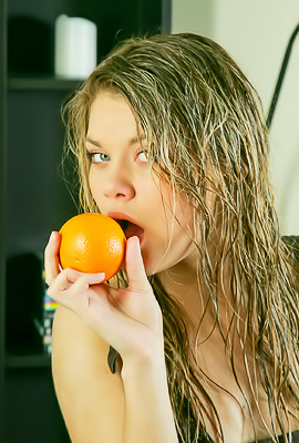 Lisa Entices With Her Alluring Smile And Wet Dream Look As She Undresses