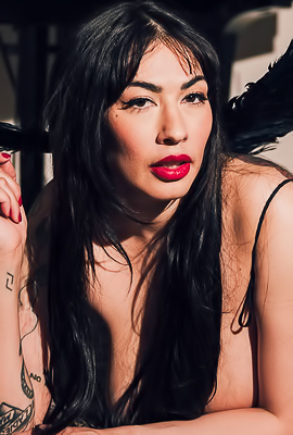 Sabina Magics Lingerie Tease: Tattoos, Piano, And Bedroom Temptations Await