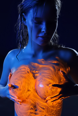 Ira Veters Lingerie Catches In The Studio Lights